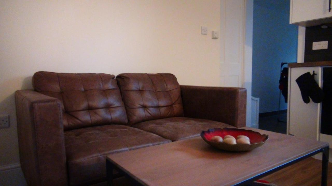 Cosy Central Canterbury - Modern Victorian 외부 사진