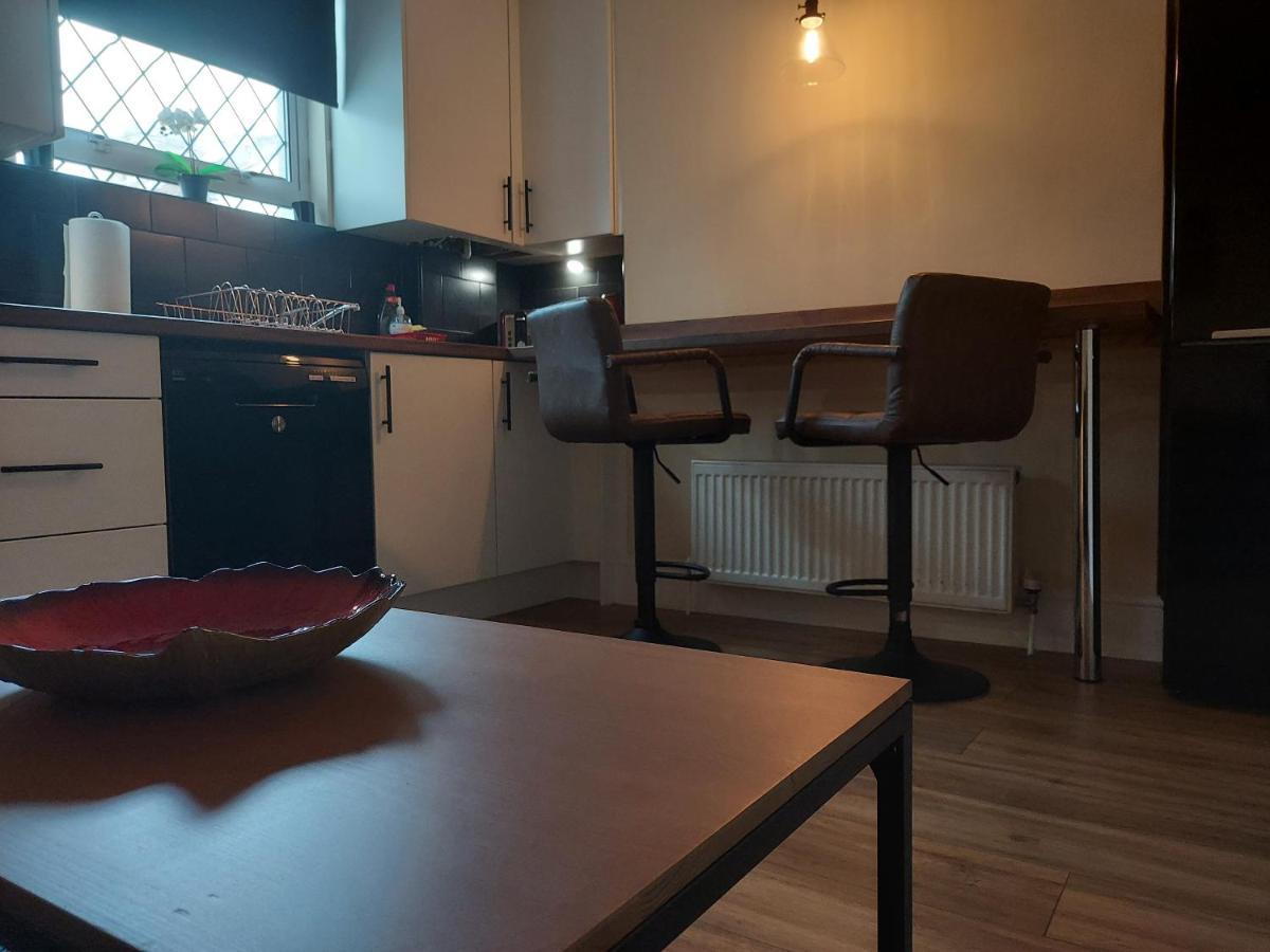 Cosy Central Canterbury - Modern Victorian 외부 사진